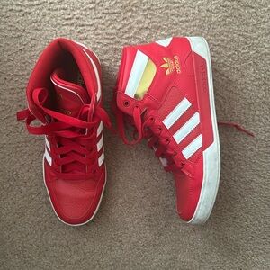 (Used) Adidas Hard Court HI - Size 9